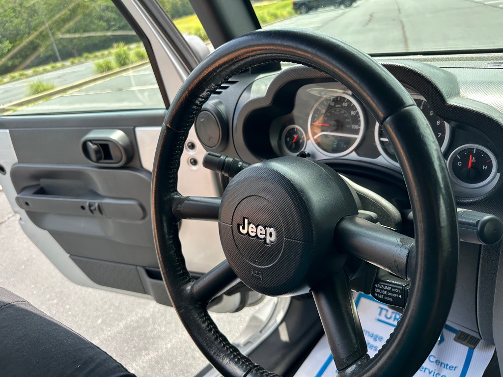 2007 Jeep Wrangler Image 25