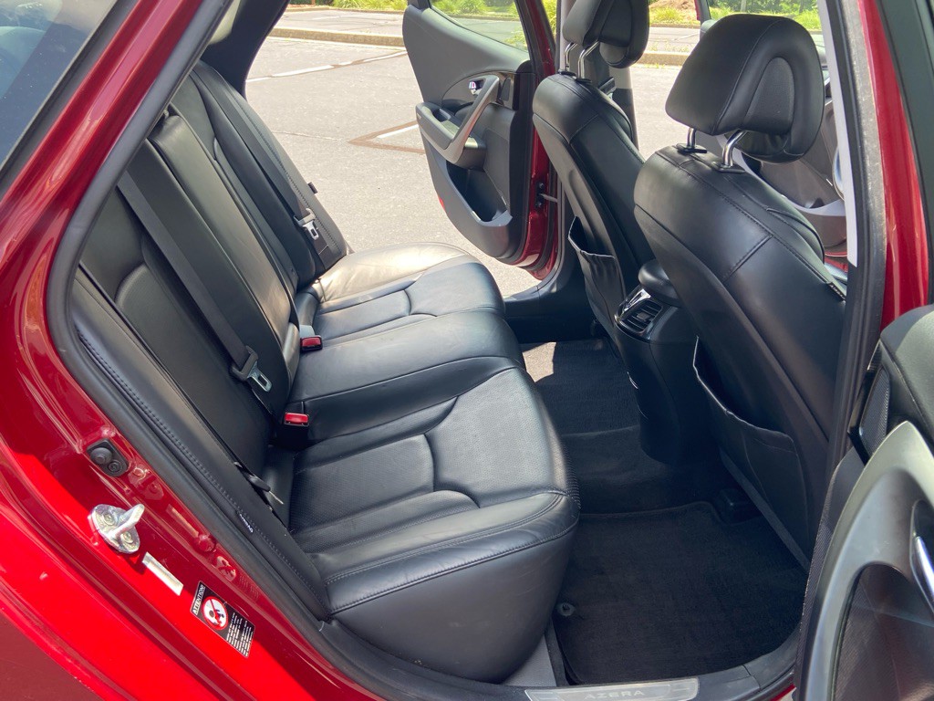 2013 Hyundai Azera Image 24