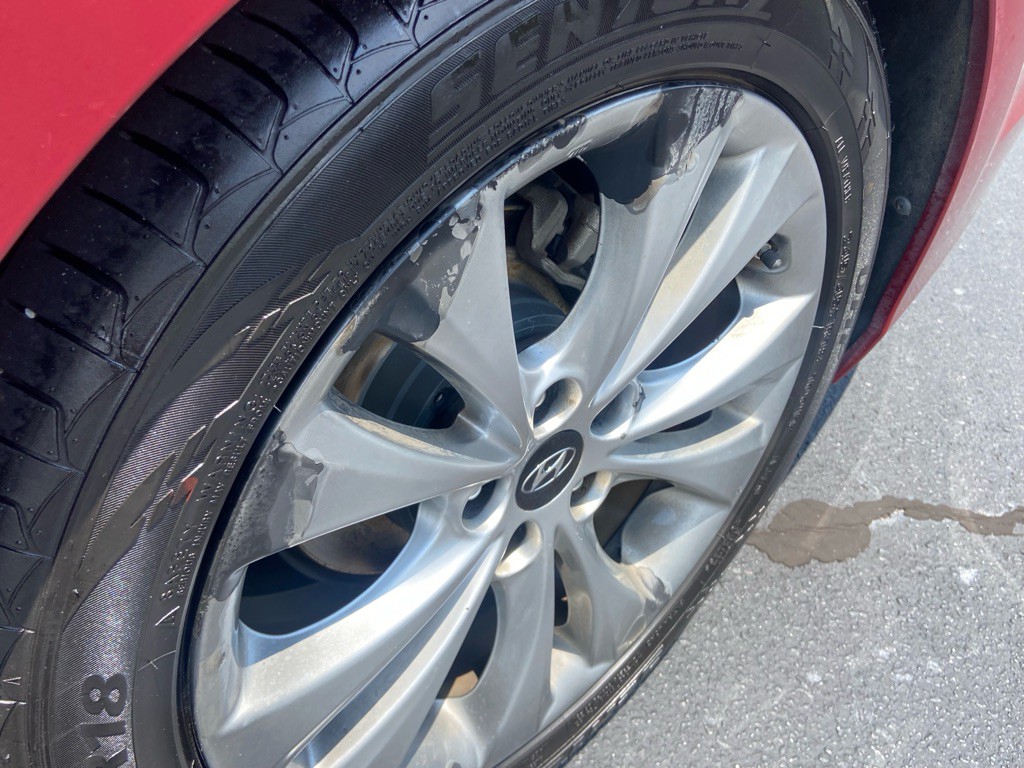 2013 Hyundai Azera Image 40