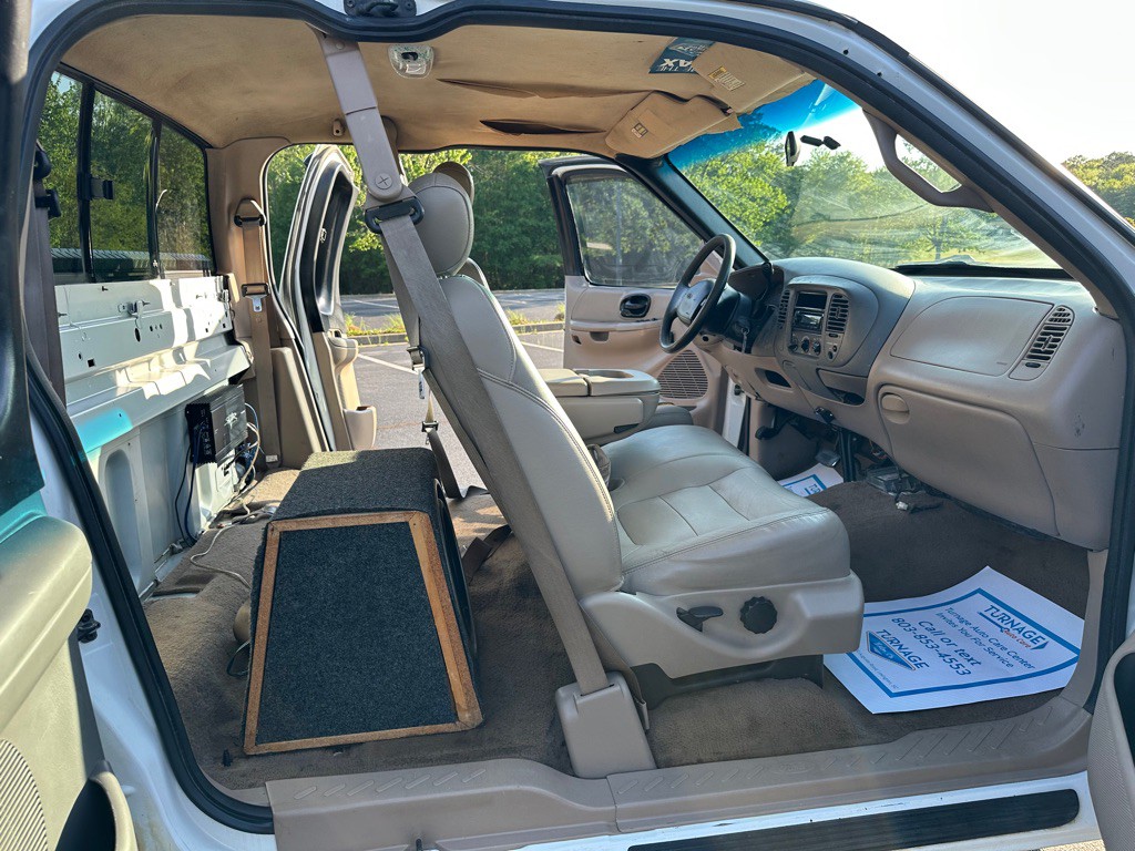 1999 Ford F-150 Image 22
