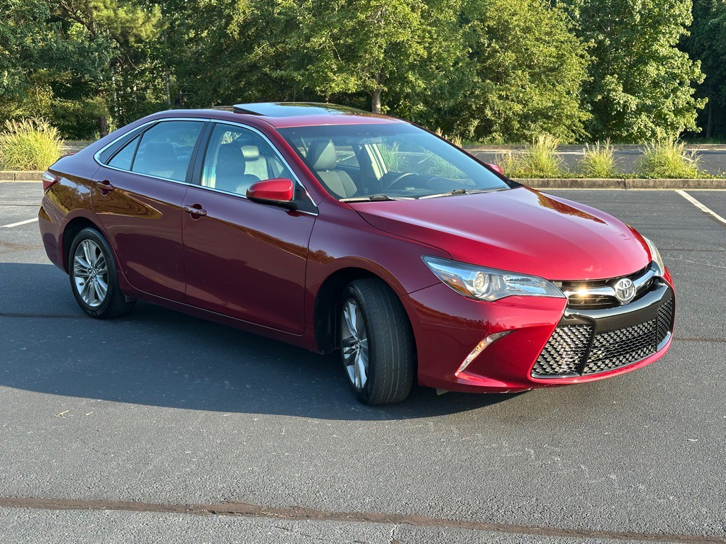 2017 Toyota Camry Image 5