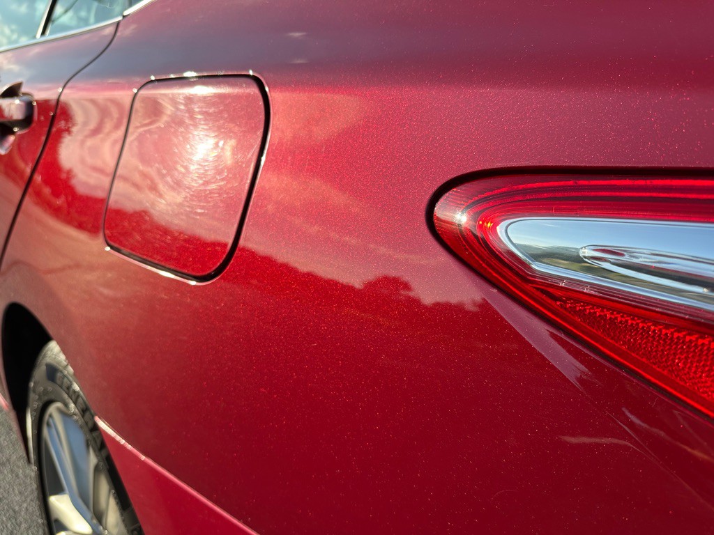 2017 Toyota Camry Image 12