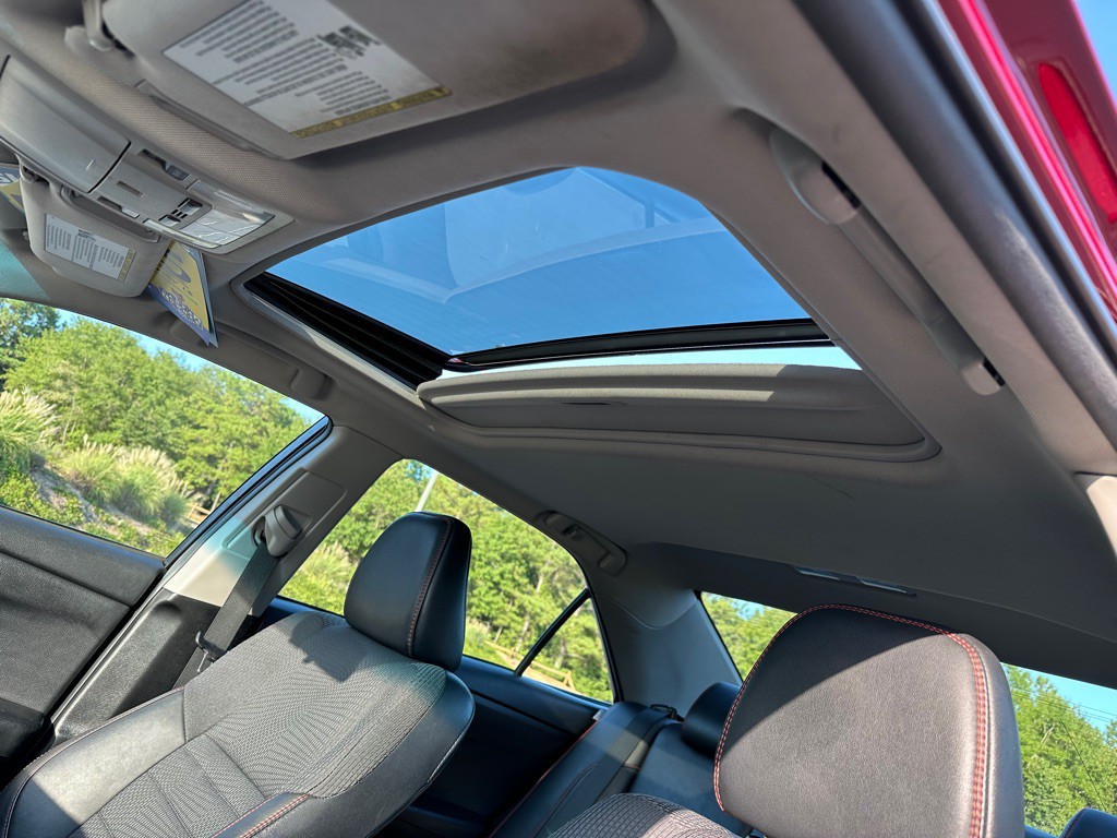 2017 Toyota Camry Image 30