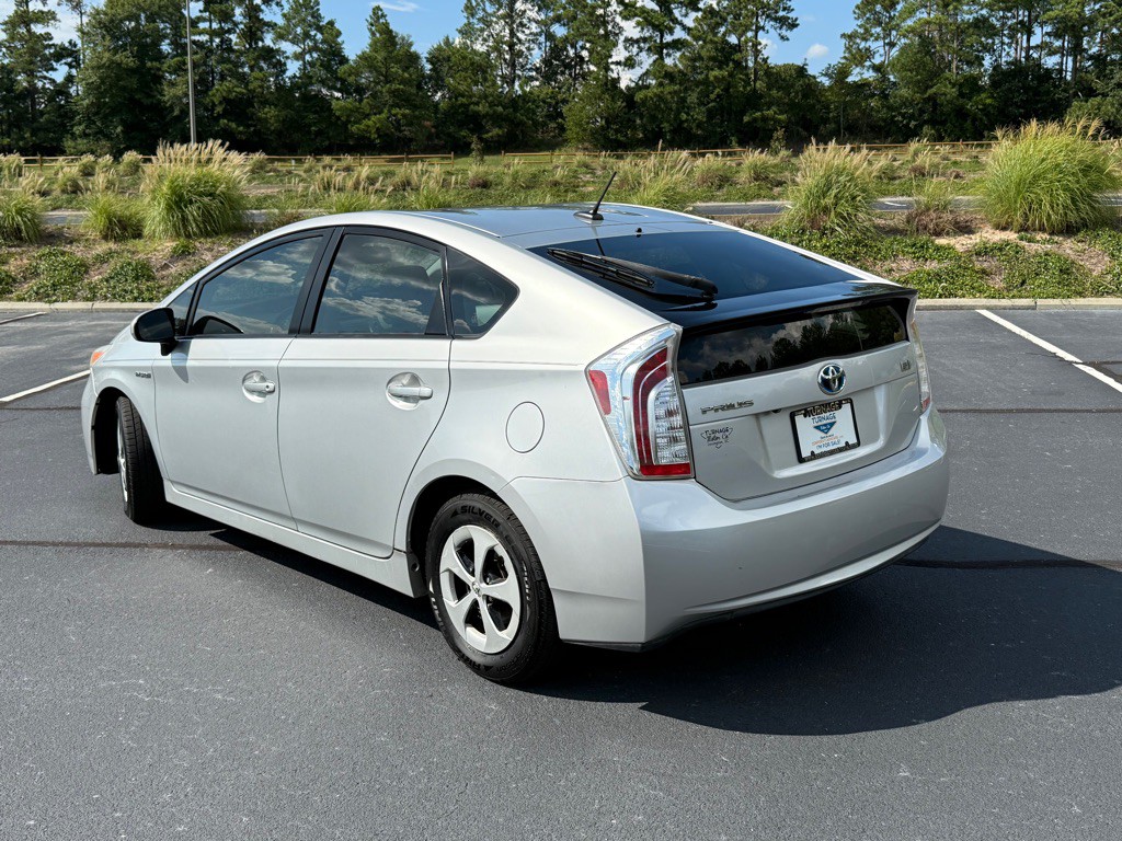 2015 Toyota Prius Image 9
