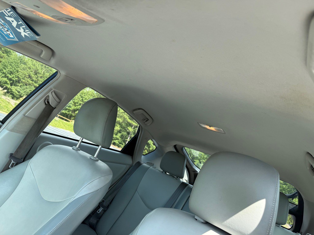 2015 Toyota Prius Image 25