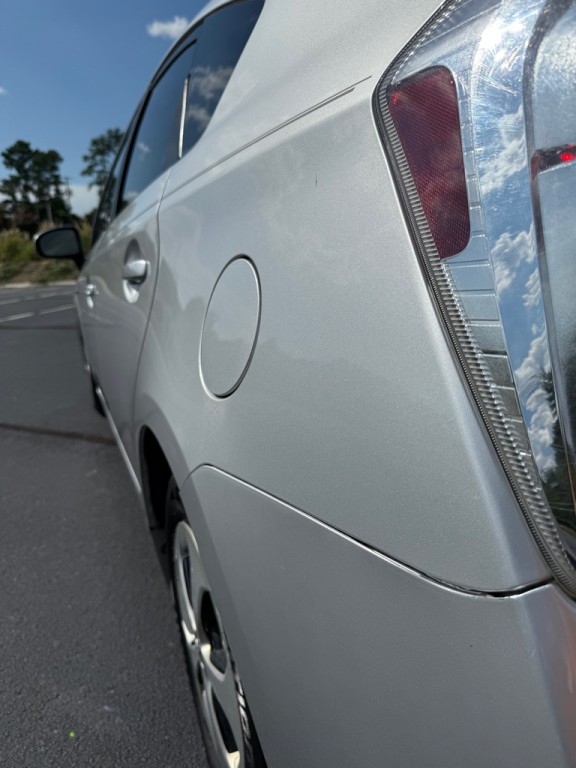 2015 Toyota Prius Image 28