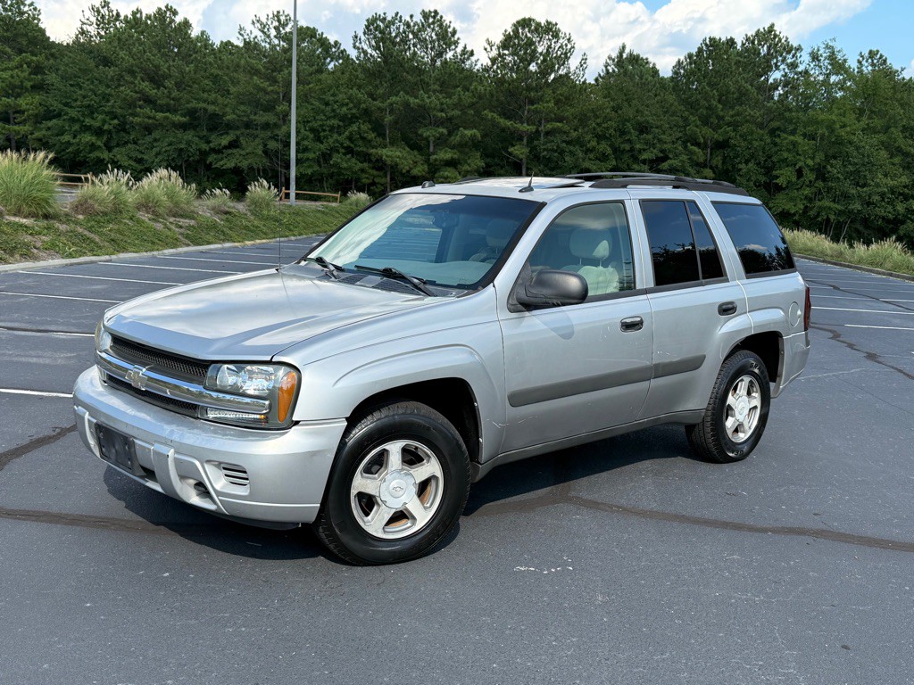 2005 Chevrolet Trailblazer Image 2