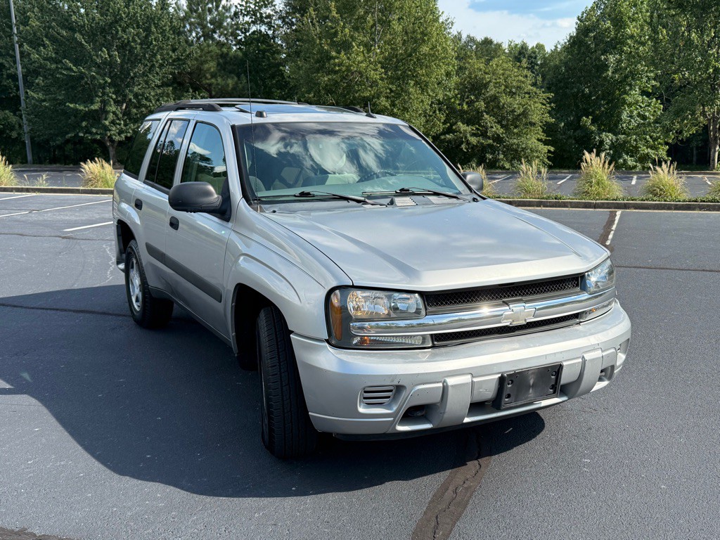 2005 Chevrolet Trailblazer Image 3