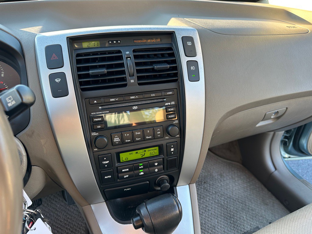 2008 Hyundai Tucson Image 21