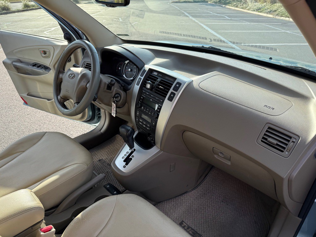 2008 Hyundai Tucson Image 14