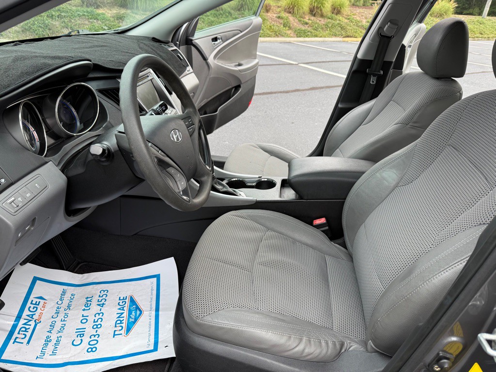 2011 Hyundai Sonata Image 11