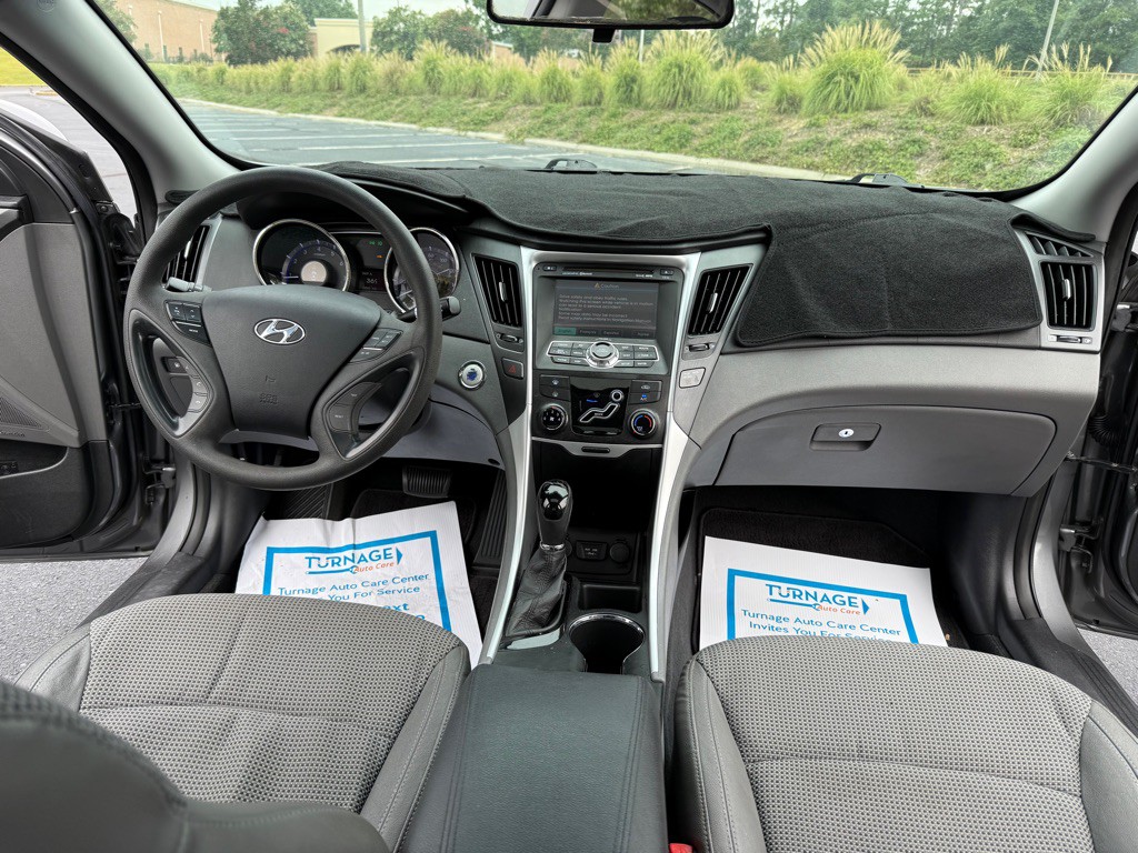 2011 Hyundai Sonata Image 13
