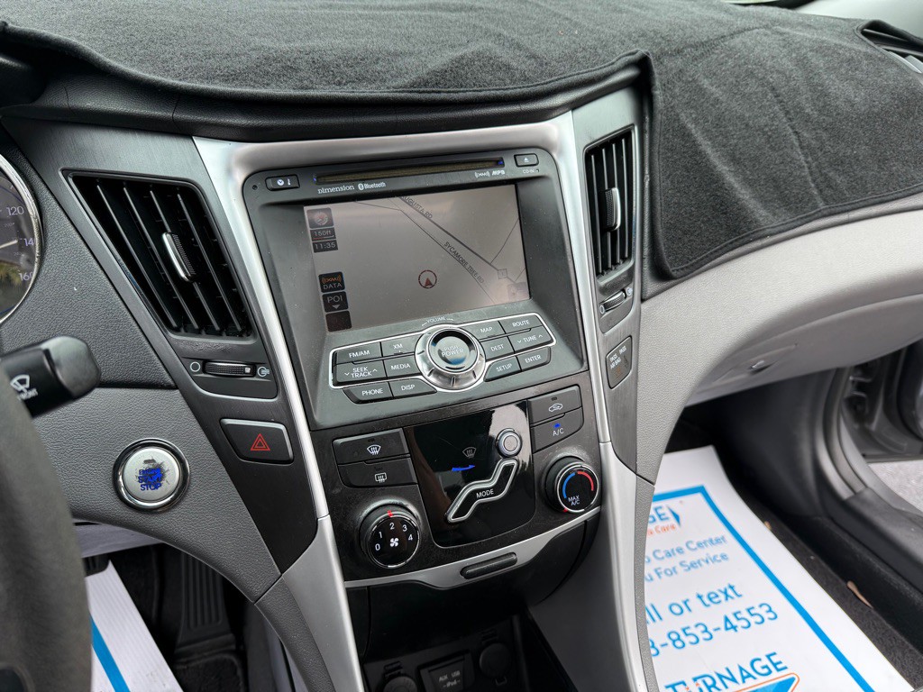2011 Hyundai Sonata Image 20