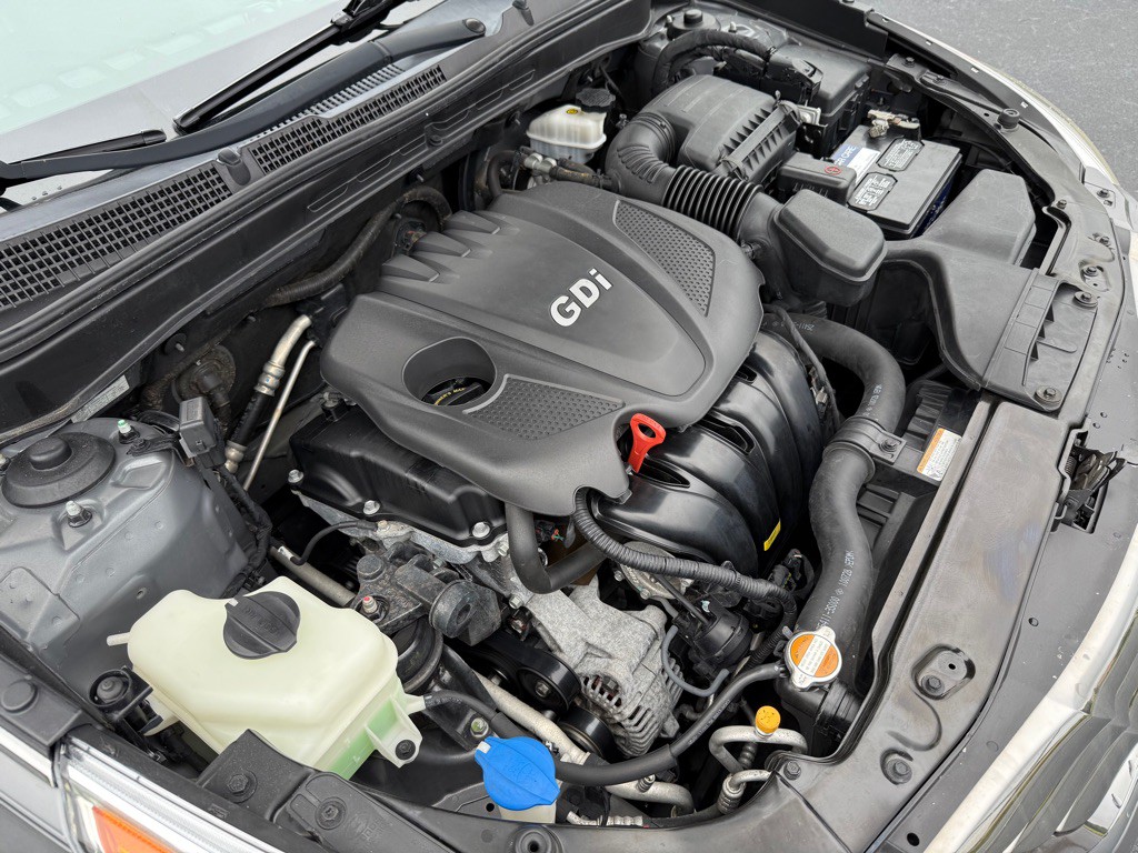 2011 Hyundai Sonata Image 24
