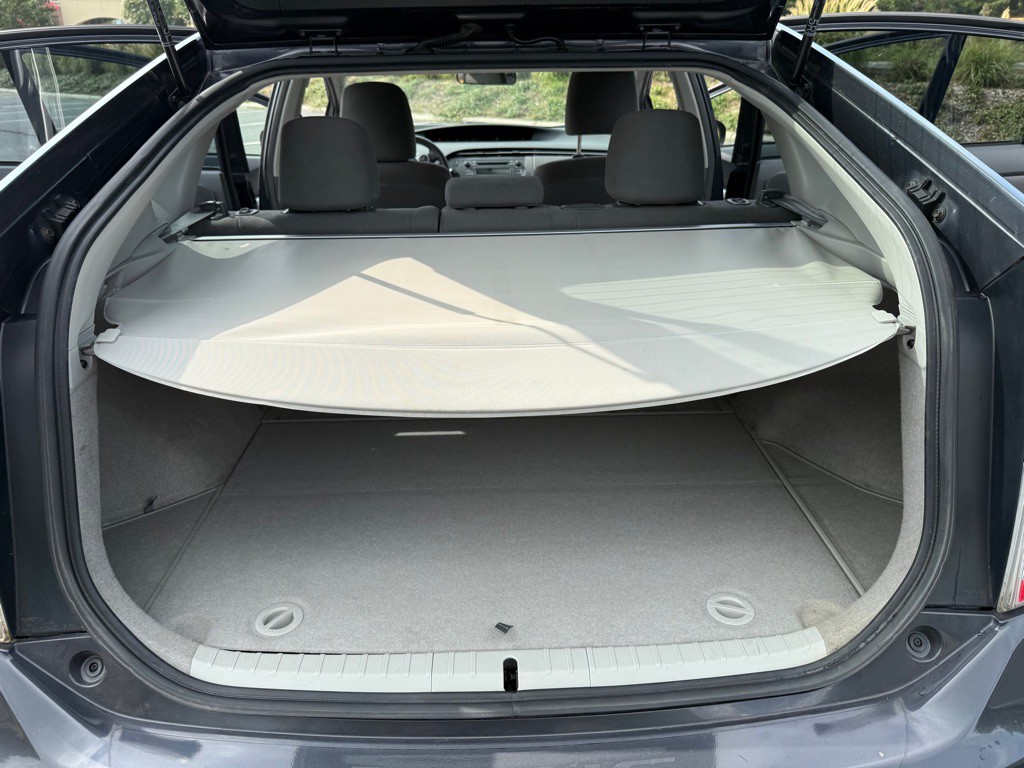 2011 Toyota Prius Image 18