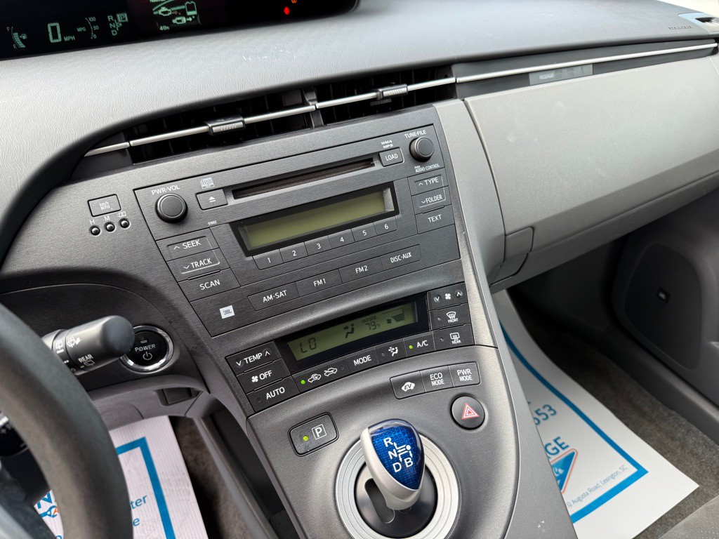 2011 Toyota Prius Image 21
