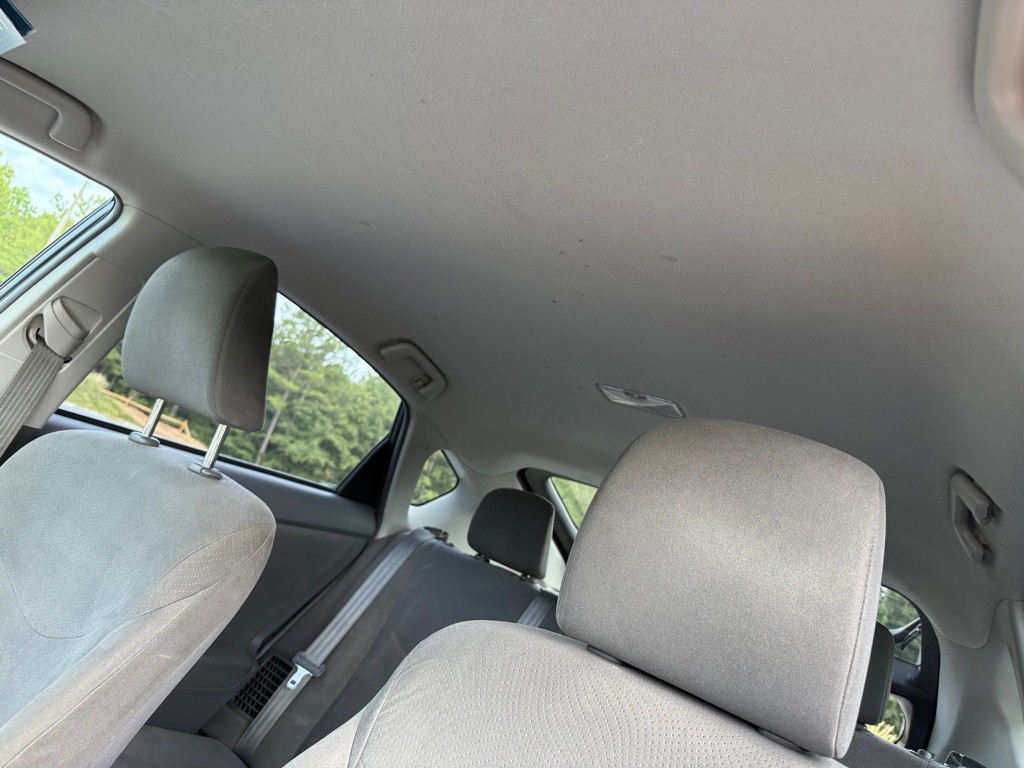 2011 Toyota Prius Image 25