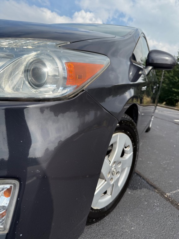 2011 Toyota Prius Image 30