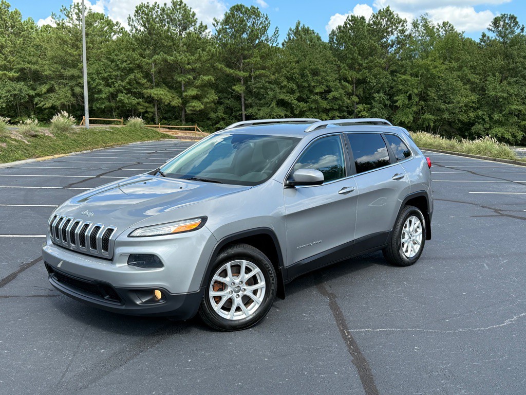 2016 Jeep Cherokee Image 2