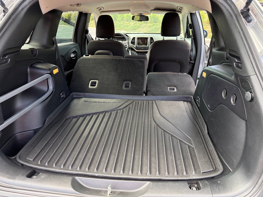 2016 Jeep Cherokee Image 20