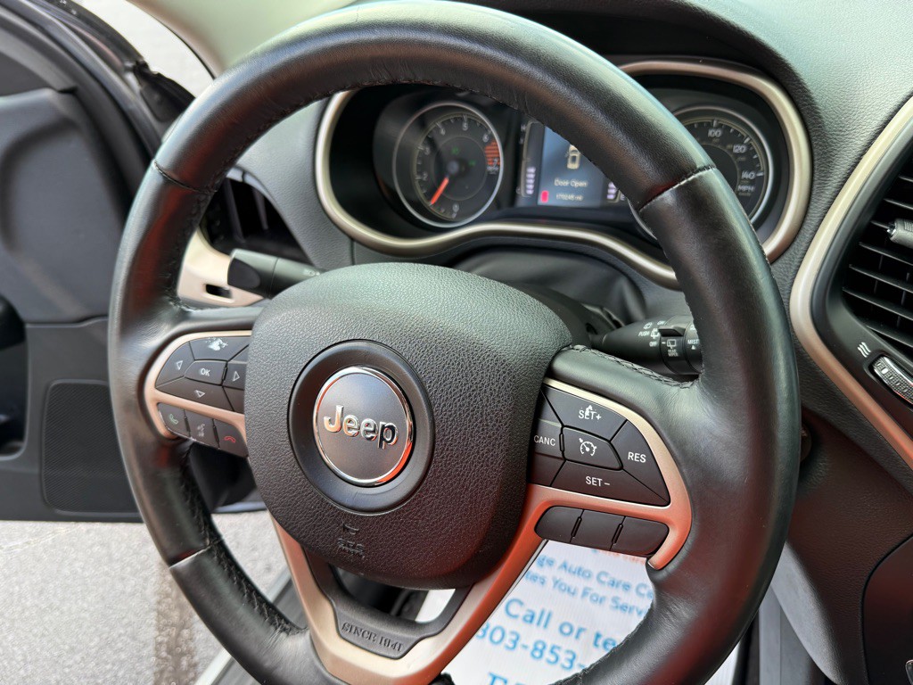 2016 Jeep Cherokee Image 26