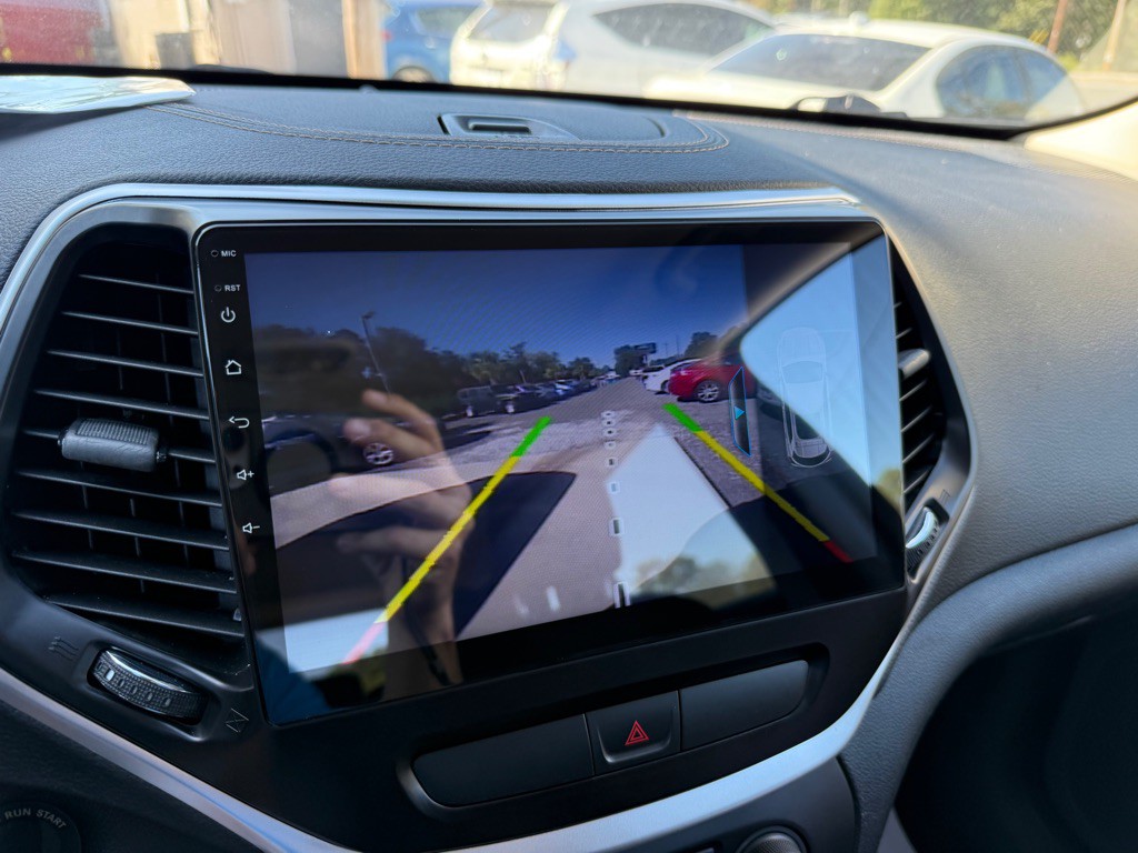 2016 Jeep Cherokee Image 43