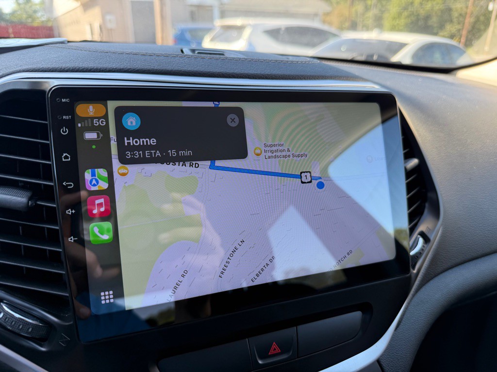 2016 Jeep Cherokee Image 44