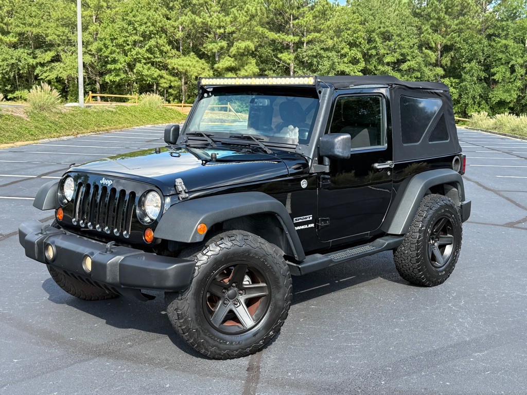 2013 Jeep Wrangler Image 2