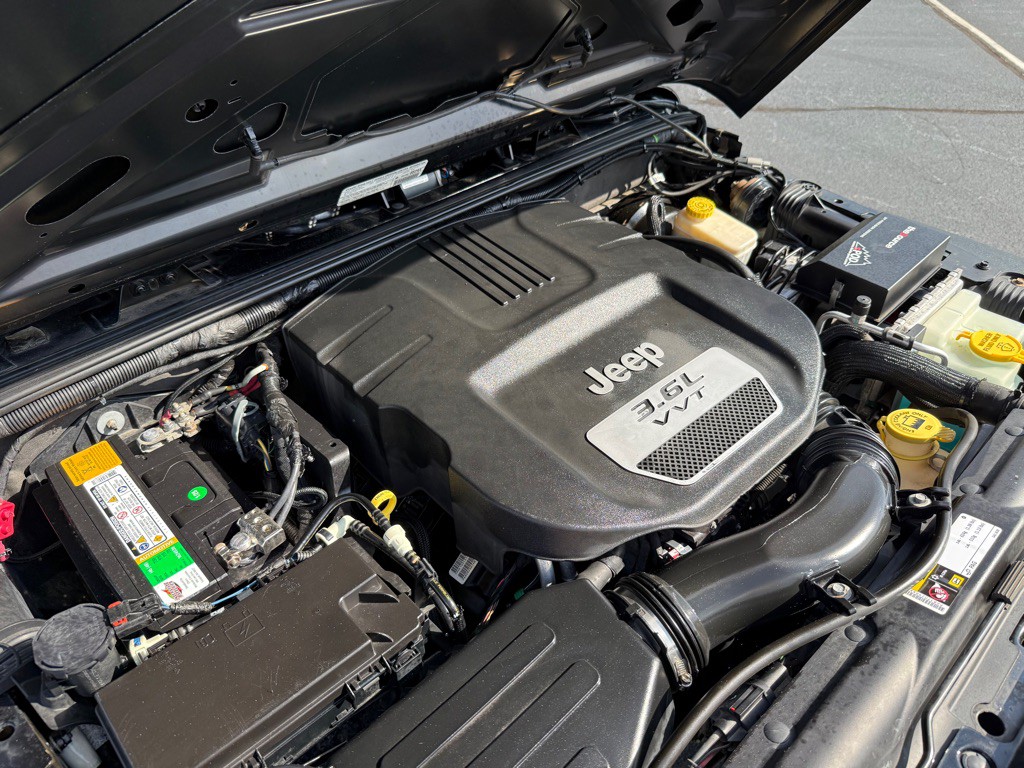 2013 Jeep Wrangler Image 30