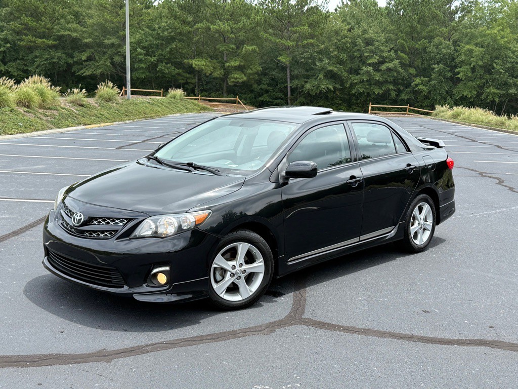2012 Toyota Corolla Image 2