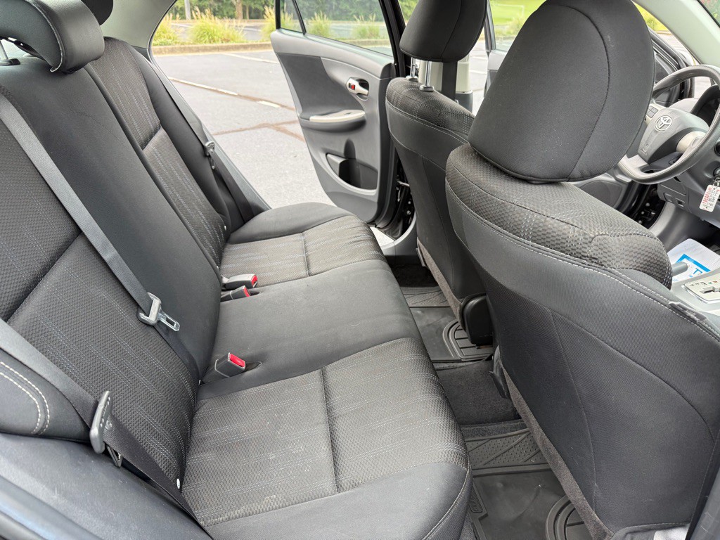 2012 Toyota Corolla Image 14