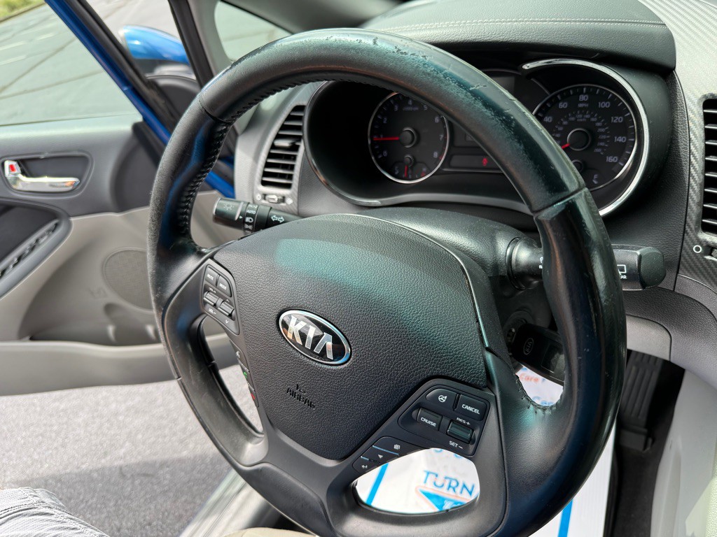 2015 Kia Forte Image 23