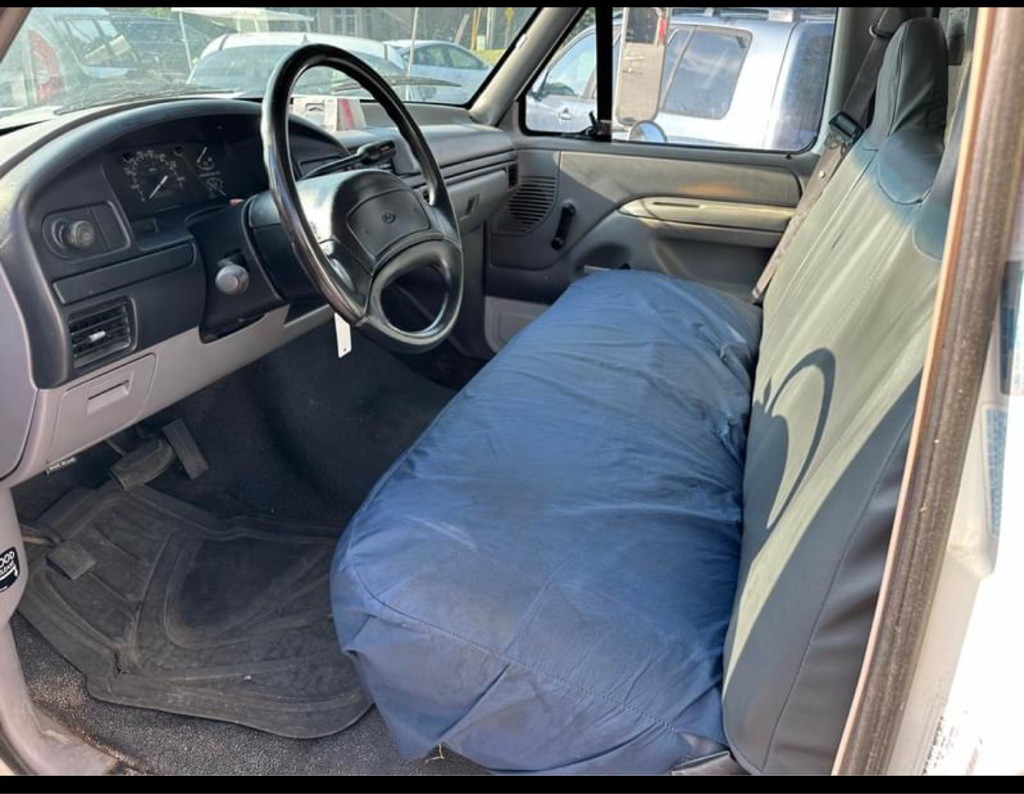 1996 Ford F-350 Image 8