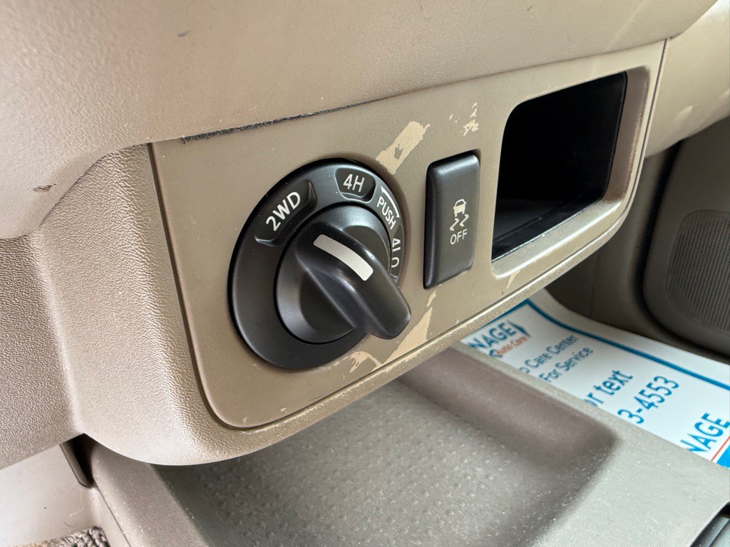 2017 Nissan Frontier Image 33