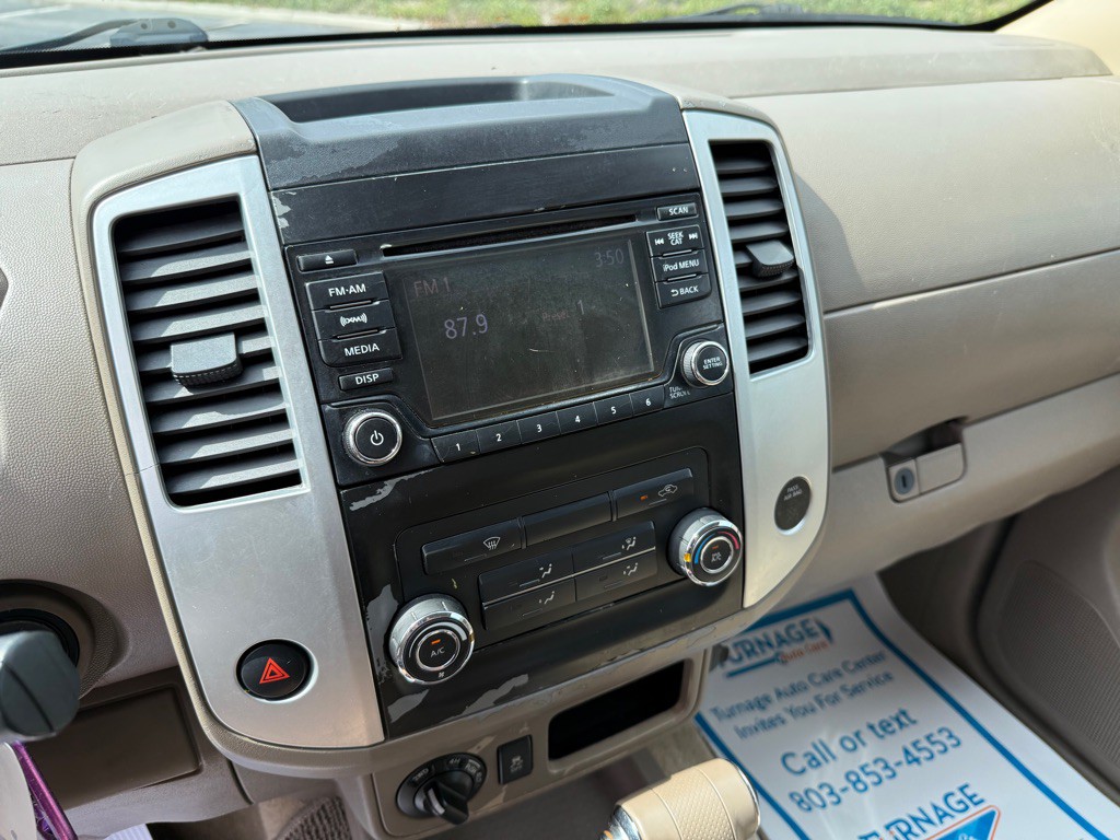 2017 Nissan Frontier Image 16