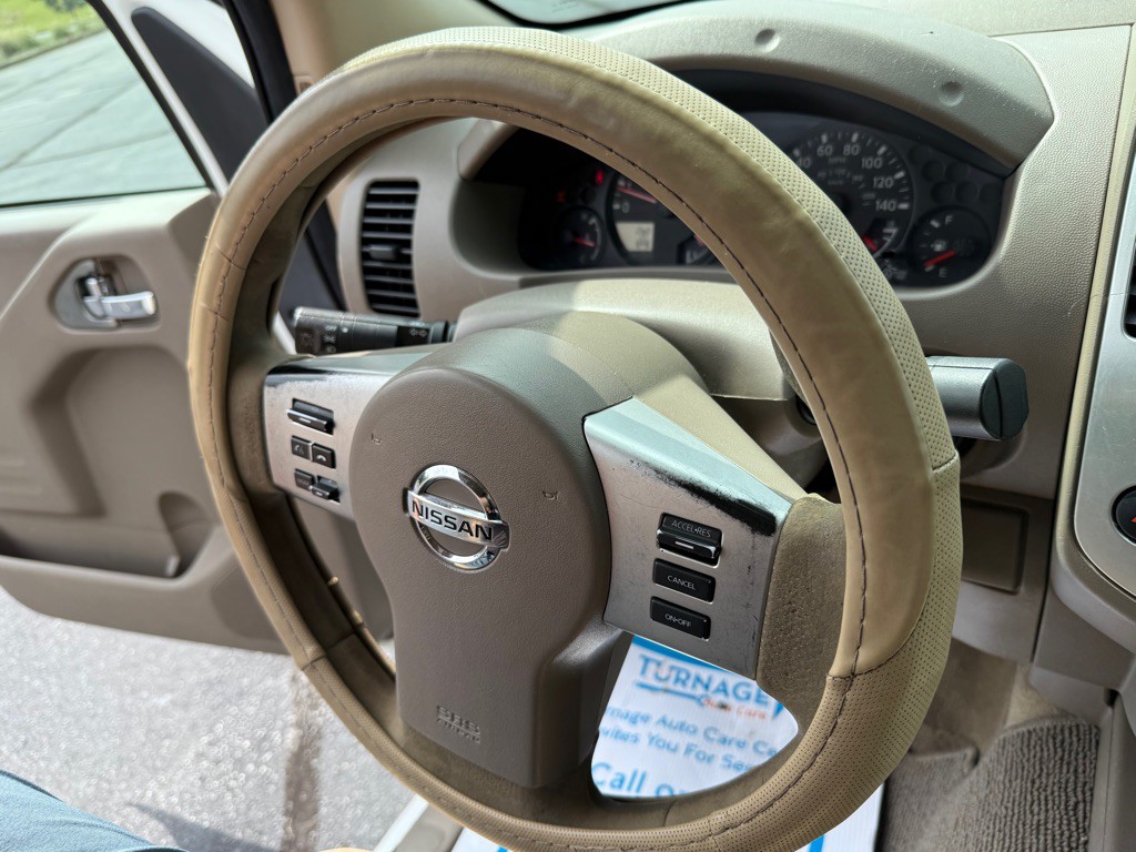 2017 Nissan Frontier Image 18