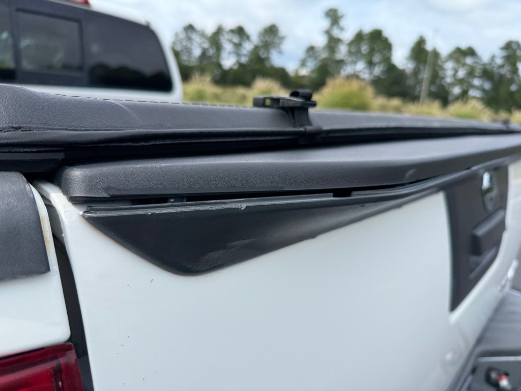 2017 Nissan Frontier Image 37