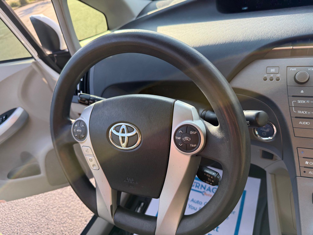 2015 Toyota Prius Image 23