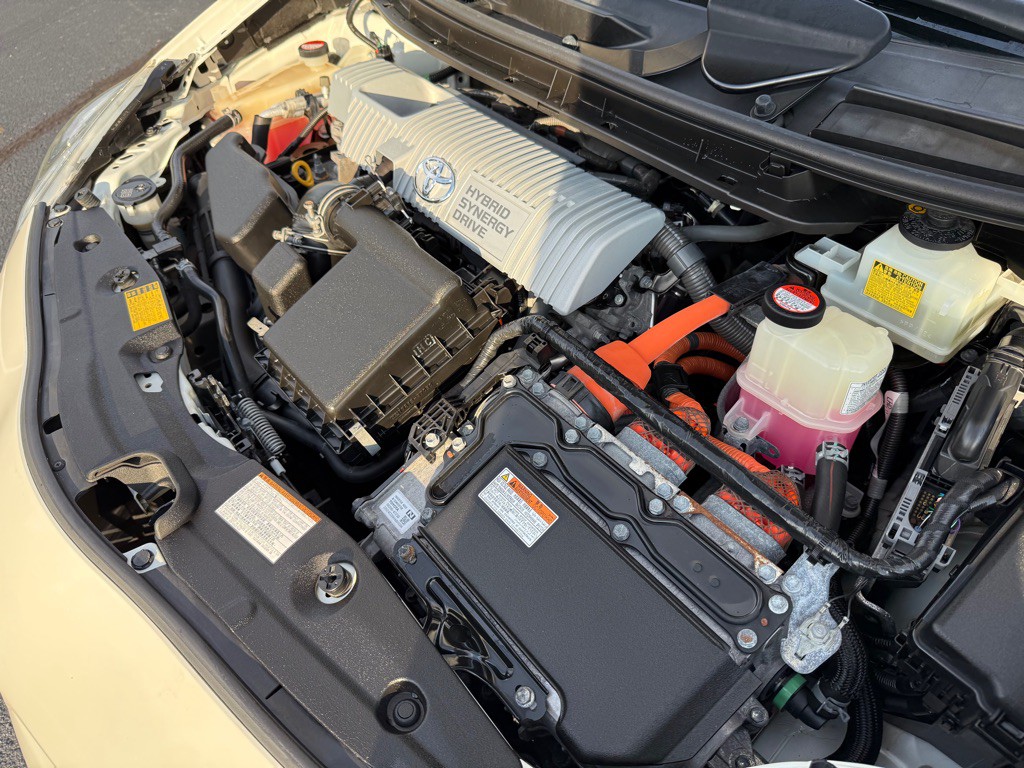 2015 Toyota Prius Image 26