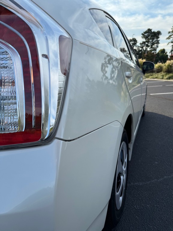 2015 Toyota Prius Image 30