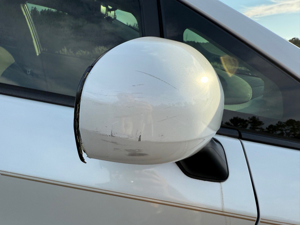 2015 Toyota Prius Image 37