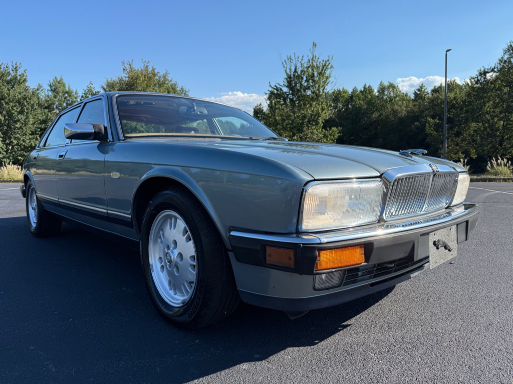 1994 Jaguar XJ Image 20