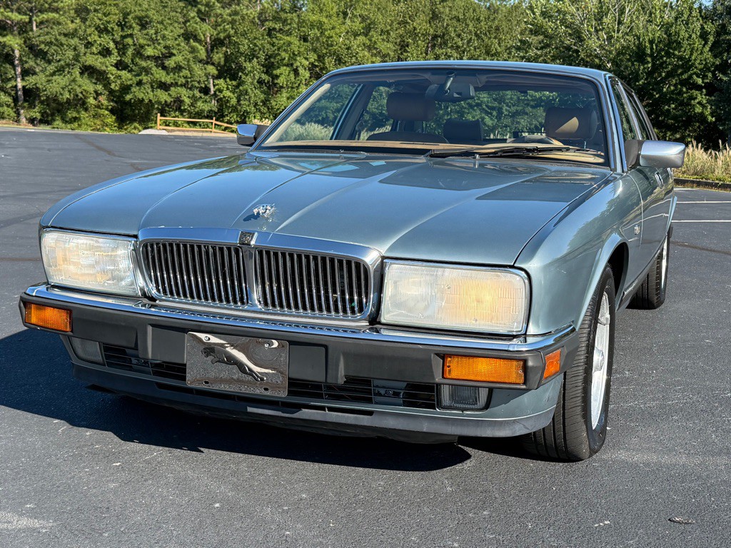 1994 Jaguar XJ Image 4
