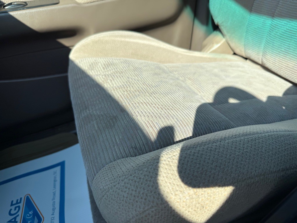 1999 Toyota 4Runner Image 28