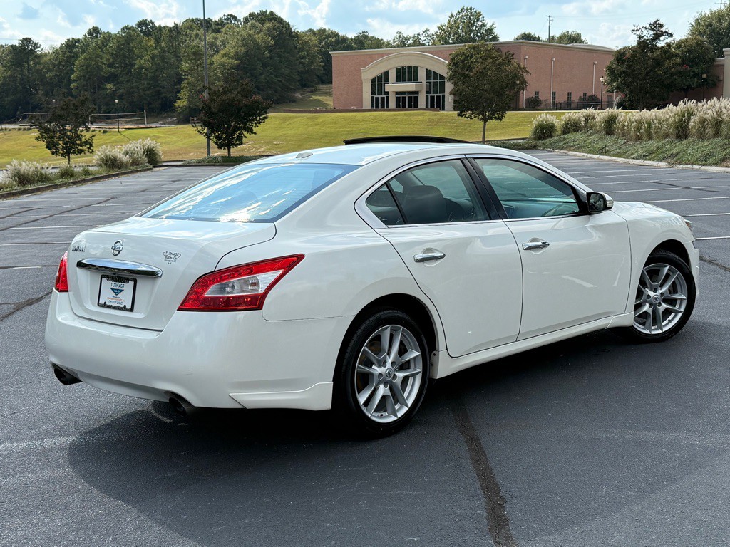 2010 Nissan Maxima Image 7