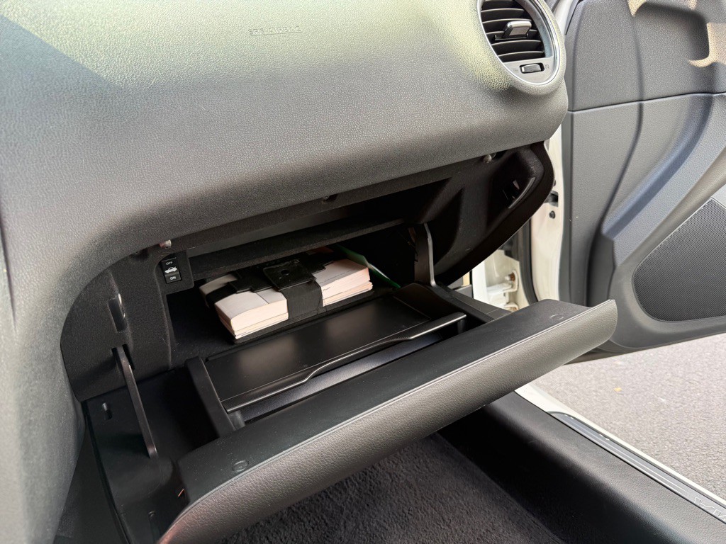 2010 Nissan Maxima Image 24