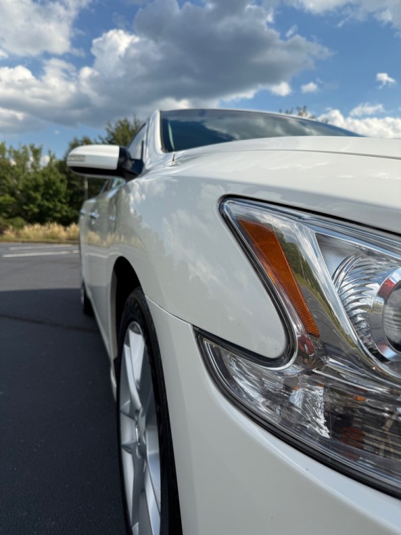 2010 Nissan Maxima Image 31