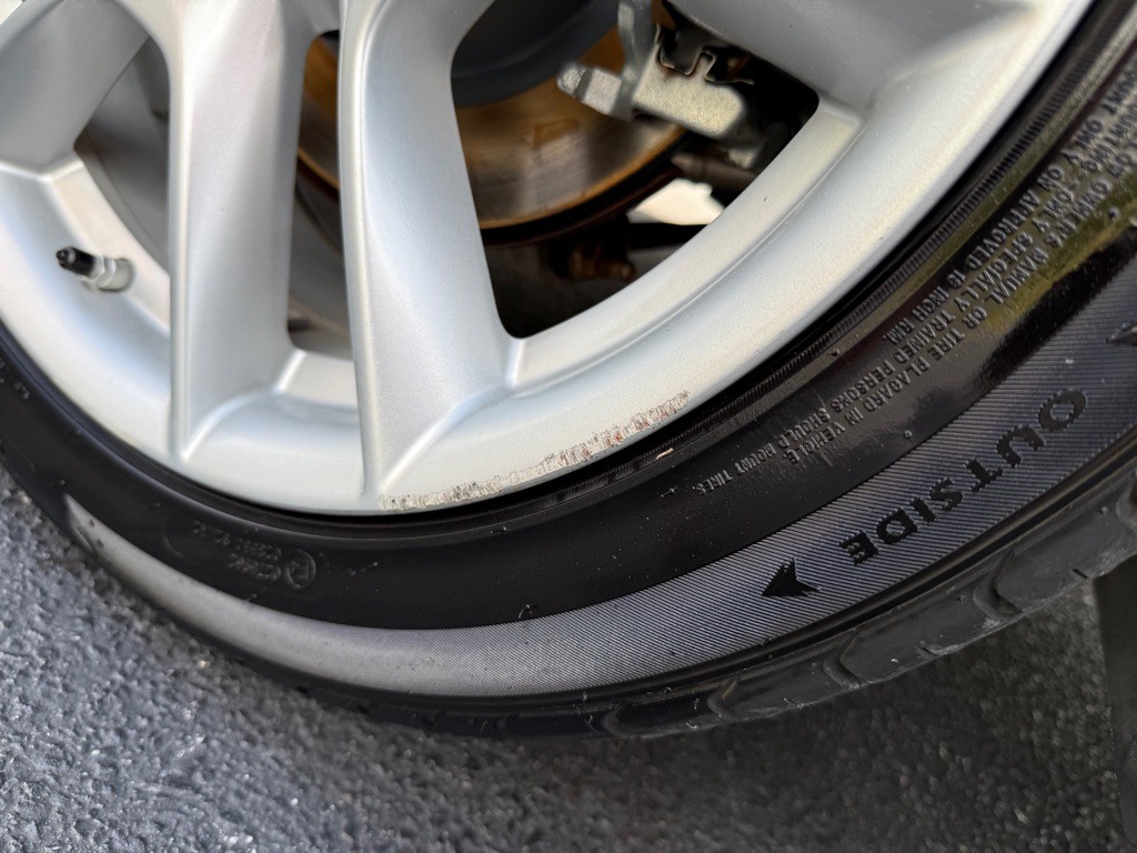 2010 Nissan Maxima Image 40