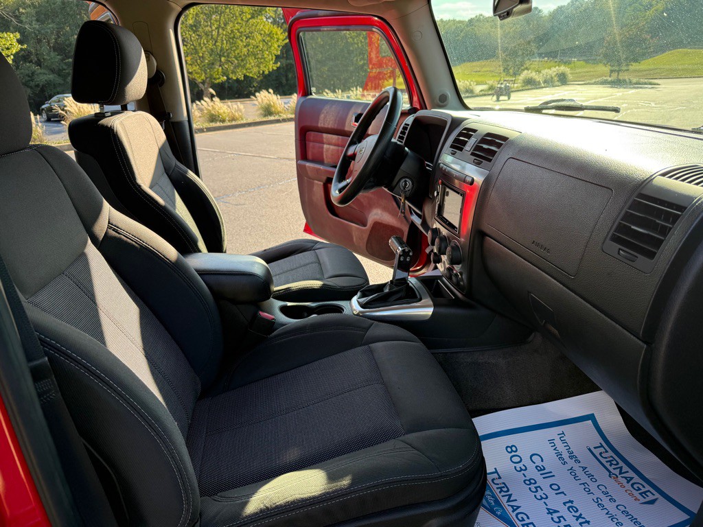 2008 HUMMER H3 Image 14