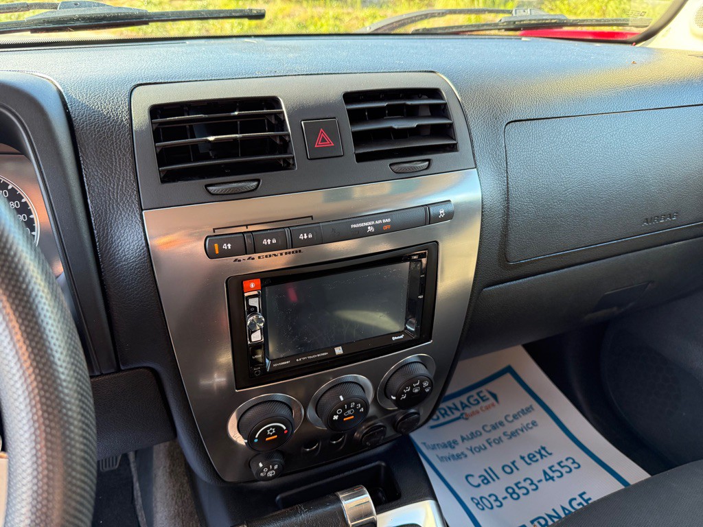 2008 HUMMER H3 Image 20